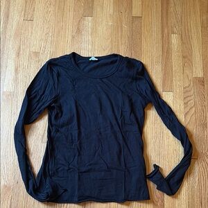 Skin long sleeve tee